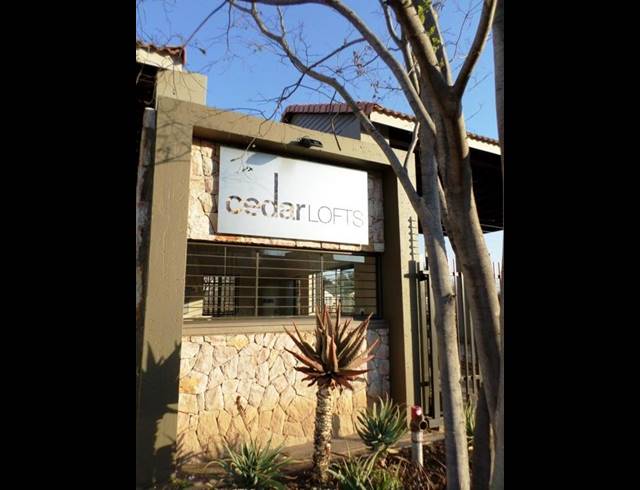 1 BEDROOM PROPERTY TO RENT IN FOURWAYS